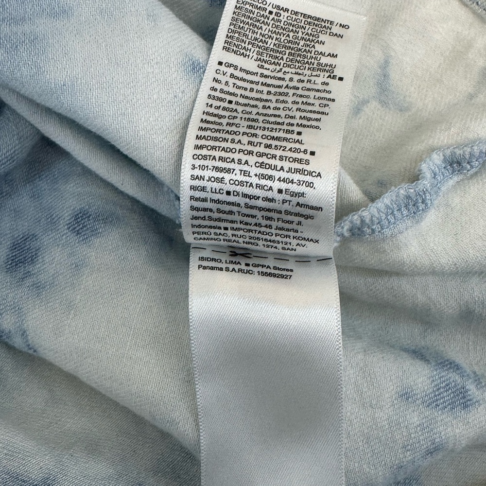 Old Navy Blue and White Tie-Dye Blouse tie up back flowy baby doll shirt size XL - Picture 6 of 7